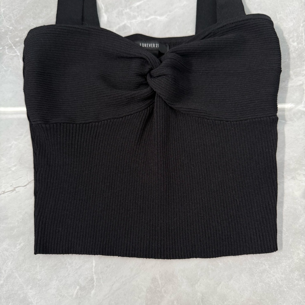 Women’s Forever 21 Ribbed Tank Top Twist Front Sleeveless Crop Top Size Medium - Picture 5 of 13
